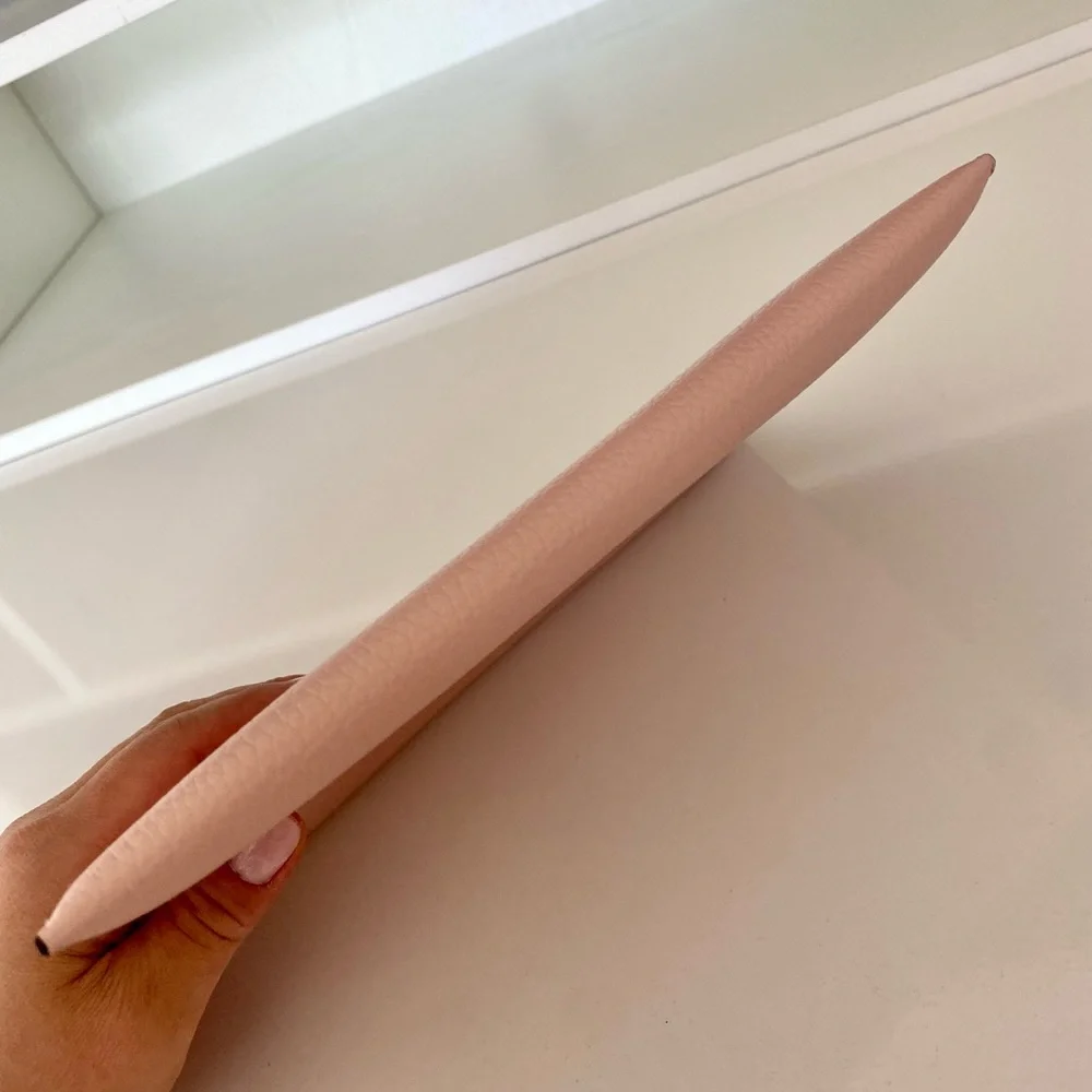 🍀🎀NEW🎀Tory Burch large envelope clutch/hand carry pouch/leather - Picture 6 of 9